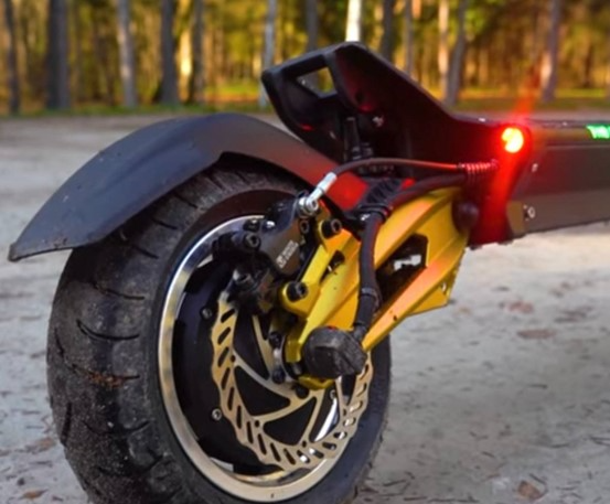 Nerpa Pro с большими колёсами