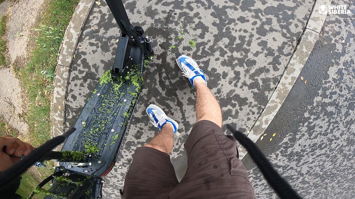 Самокат после извлечения из воды