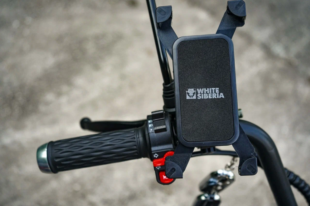 Держатель для смартфона в комплекте