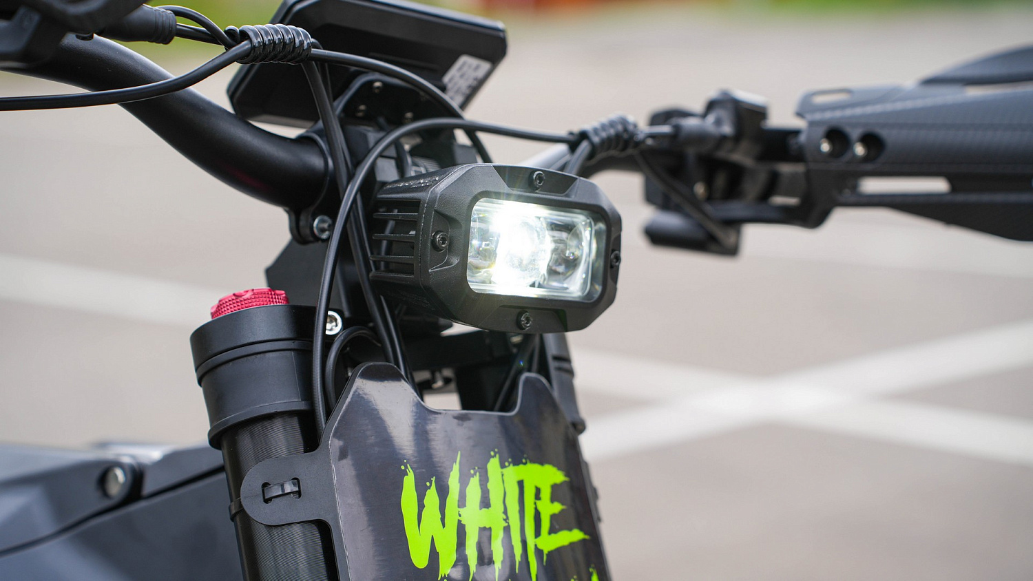 Электромотоцикл WHITE SIBERIA BELLLUGA 004 9000W (Фиолетовый)